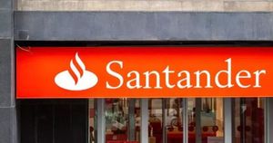 Santander Mulls Exit From UK Market After Two Decades