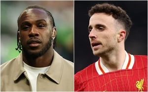 Liverpool And Crystal Palace Unite In Emotional Wembley Tribute