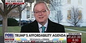 Trump Hesitates On Fed Chair Pick As Hassett Stays