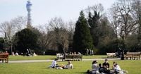 Hour-by-hour London weather as mini heatwave hits with temperatures over 20C