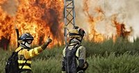 Spain deploys 500 more troops to battle wildfires during extended heat wave