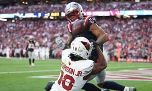 Cardinals Dominate Patriots 30-17 To Keep Playoff Hopes Alive