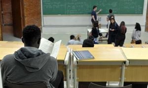 Brazil Launches New Teacher Scholarship Program