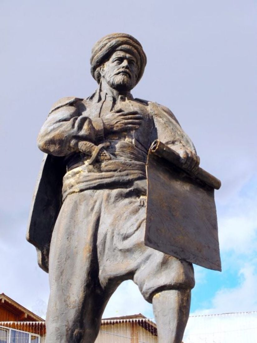 Karaman'da Bulunan Pirî Reis Heykeli