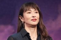 『べらぼう』眉なし姿が話題の水野美紀　メイク短縮のため“とった行動”に「すごすぎる」驚きの声｜ニフティニュース