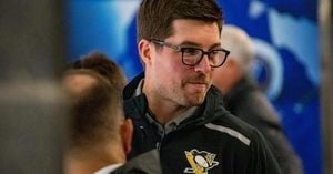 Penguins Explore Karlsson Trades Amid Offseason Criticism