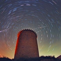 Leonids Above Torre de la Guaita