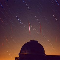 2001 Leonids: Meteors in Perspective