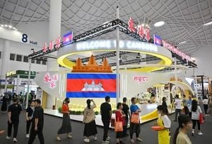 Cambodia Ships First Fresh Durian Directly To China