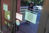 Polls show Americans blame both parties equally as government shutdown drags on