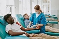 I’m an Emergency Medicine Doctor. I’m Terrified About the Future of the American Blood-Donation System.