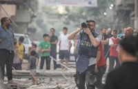 "Protecting Palestinian Journalists": Israeli enemy targets media professionals in Gaza