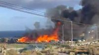 Un incendio en un polígono de Güímar obligó a cerrar la autopista sur de Tenerife | Canarias7