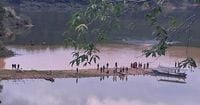 Đà Lạt: Tìm thấy thi thể nạn nhân bị nước cuốn ở hồ Tuyền Lâm