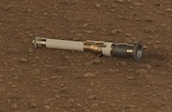 NASA'nın Mars Perseverance Gezgini, İlk Örneğini Mars Yüzeyine Düşürdü