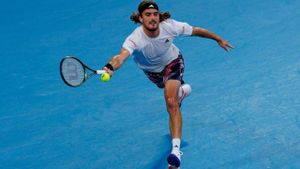 Berrettini Battles Tsitsipas In Intense Dubai Quarterfinal