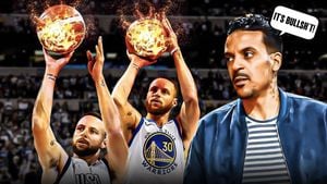 Curry's 30 Leads Warriors Over Mavericks