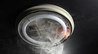 【注意喚起】さらば蛍光灯、ようこそＬＥＤ  ～でもランプ交換 ミスると事故に～：紀伊民報AGARA｜和歌山県のニュースサイト