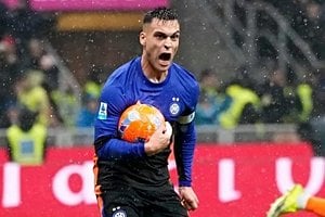 Inter Milan Seek To Extend Lead Against Struggling Cremonese