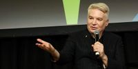 Mike Myers tells Canadians to keep their 'elbows up' against Trump