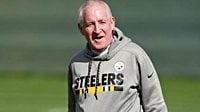 Steelers ST coordinator Danny Smith to sign with Buccaneers