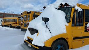 Montreal Schools Close As Major Snowstorm Approaches