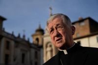 Pope meets with Chicago union leaders, urges migrant welcome as crackdown underway in hometown