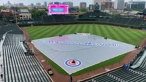 Cubs Brewers Game Postponed Rain Delays Key NL Central Clash