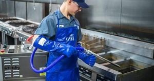 Eagles Stadium Turns Fryer Oil Into Biodiesel Power