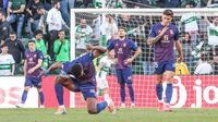 El Eldense sale a empatar y termina perdiendo en Elche (2-0)