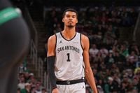 What happened to Victor Wembanyama? Live injury updates for Bucks vs. Spurs on Thursday 1/15/26