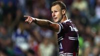 Rival clubs swirl as DCE makes shock contract call