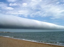 Uruguay Üzerinde Bir Roll Cloud