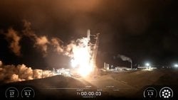 SpaceX'ten Bir Başarılı Fırlatma Daha: Transporter-17 Görevi Yörüngede!