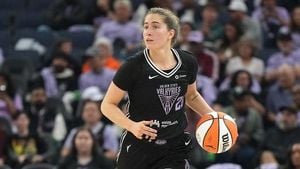 Golden State Valkyries Dominate Las Vegas Aces In WNBA Clash