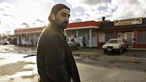 Noah Kahan Premieres The Great Divide Video At Grammys