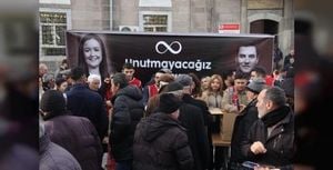 Kayseri Citizens Honor Two Mayors With Lokma