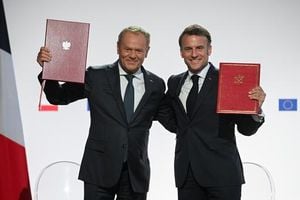 Poland And France Sign Treaty Strengthening Defense Cooperation