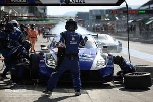 KeePer CERUMO Dominates Super GT Round 2 At Fuji