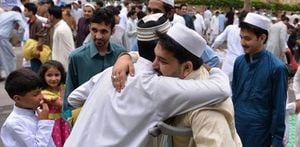 Pakistan Government Declares Three Days Of Eid Ul Fitr Holidays