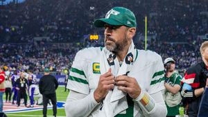 Brett Favre Urges Aaron Rodgers To Join Minnesota Vikings