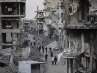 Palestinians returning to north Gaza struggling to rebuild destroyed homes