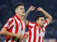 Estudiantes de La Plata se desbloqueó en Santiago: goleó a Universidad de Chile y es líder en la Copa Libertadores