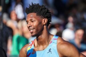 Chris Robinson Triumphs Despite Hurdles And Wardrobe Malfunction