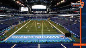 2025 NFL Scouting Combine Kicks Off Talent Showdown