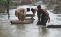 At Least 9 Dead After Rescue Boat Capsizes During Flood Relief Efforts In Pakistan