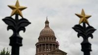 SCOTUS temporarily blocks lower court ruling on Texas congressional maps