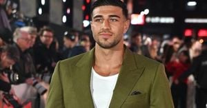 NFL Stars And UK Celebrities Clash In London Showdown