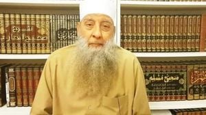 Renowned Islamic Scholar Abu Ishaq Al-Huwayni Dies At 68