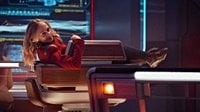 Star Trek: Starfleet Academy EP Loves The Fan Reaction To How Holly Hunter's Captain Sits In Her Chair